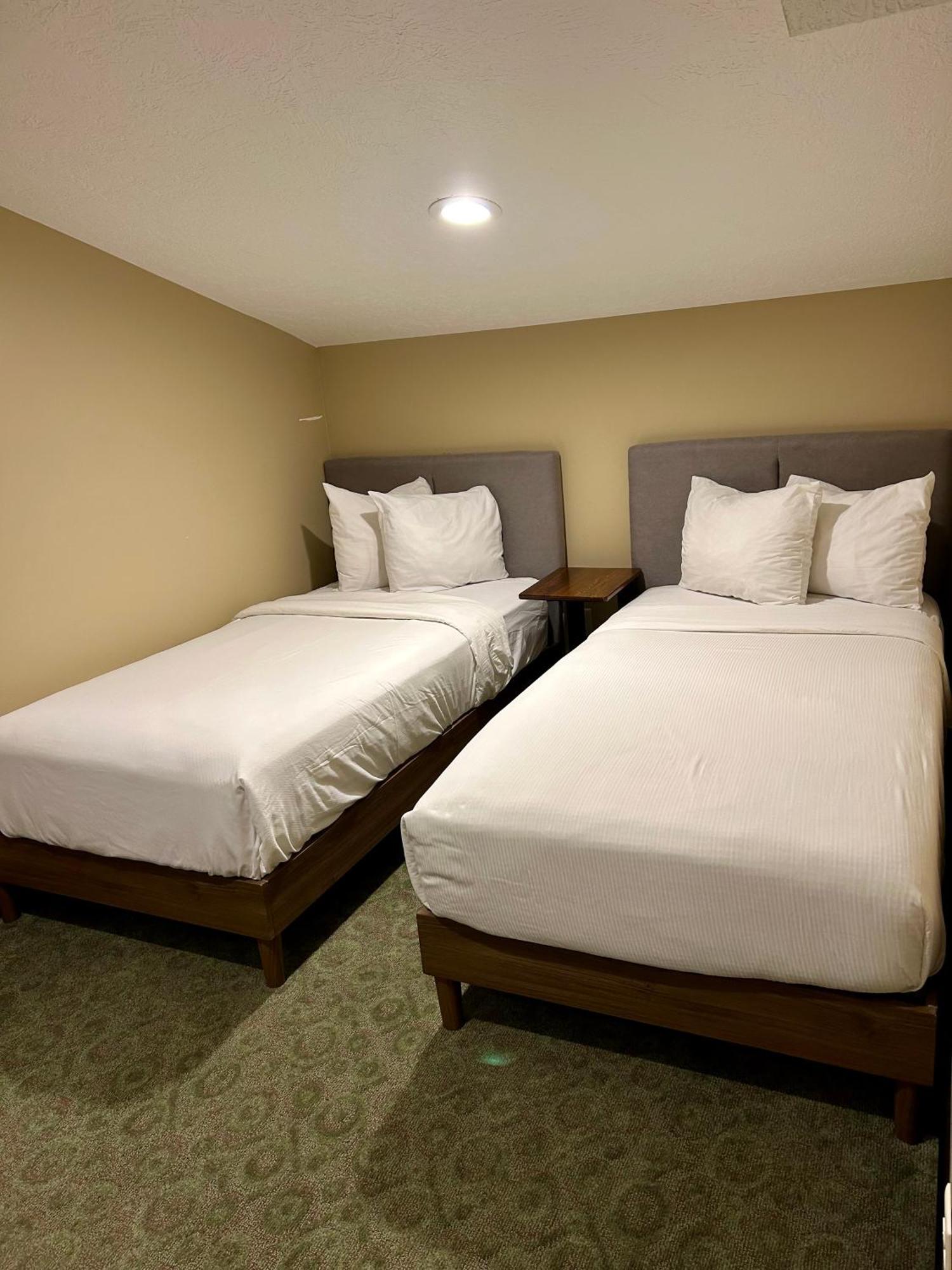 Berlin Resort Millersburg Esterno foto